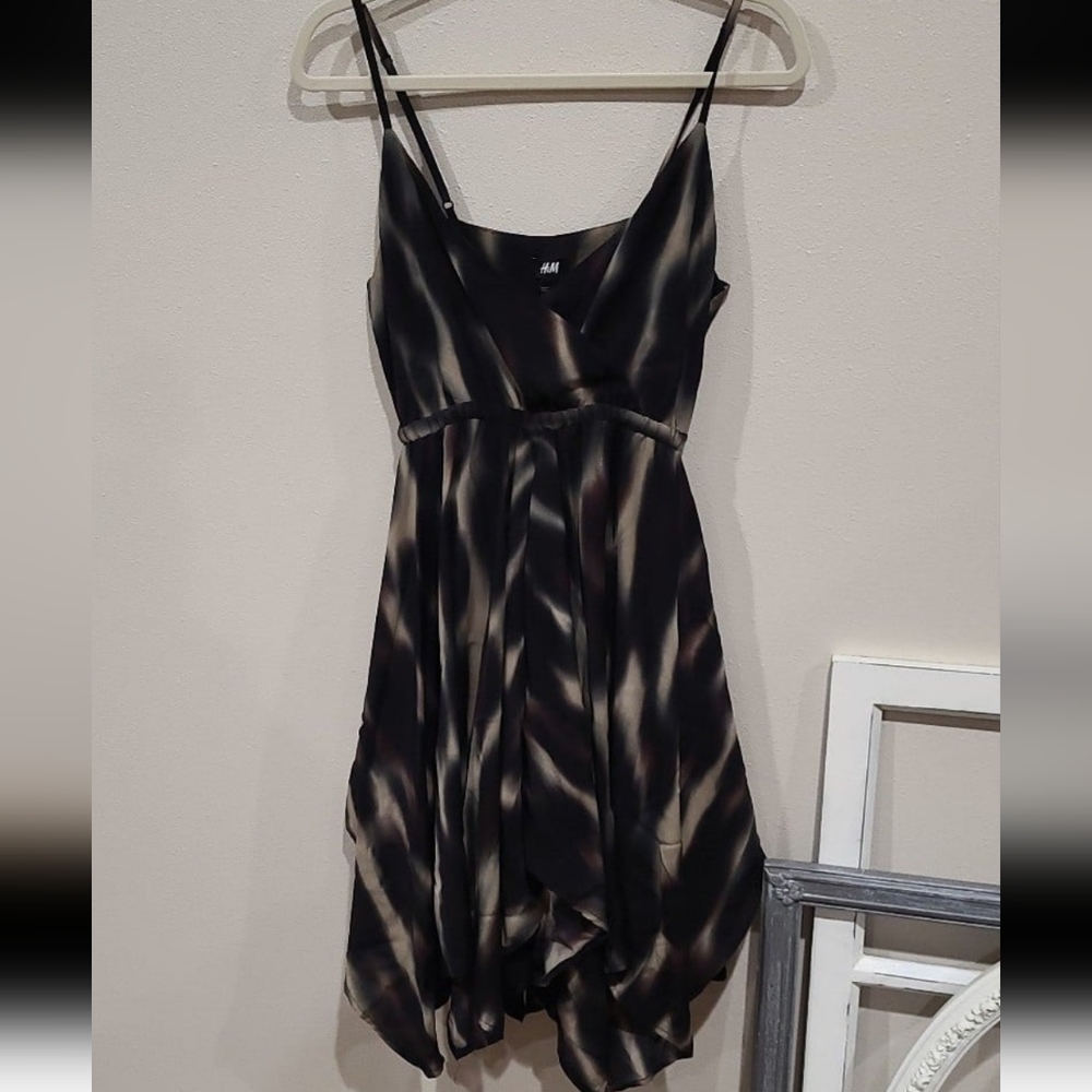 H&M asymetrical Flowy Strappy dress Size 6